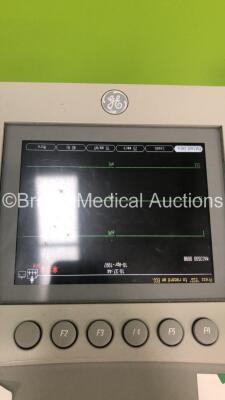 GE MAC 3500 ECG Machine on Stand (Powers Up - DIsplay is Upside Down - See Pictures) *S/N NA* - 4