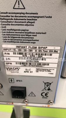 Viasys Infant Flow SiPAP Part No 675-CFG-004 on Stand with Hoses (Powers Up) *Mfd 04/2007* - 6