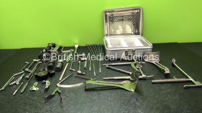 Job Lot of Surgical Instruments with 1 x Tray