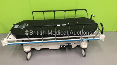 Stryker Hydraulic Transport/Patient Trolley with Mattress (Hydraulics Tested Working)