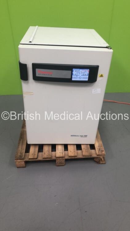 Thermo Scientific HeraCell Vios 160i CO2 Incubator (Powers Up) *Pallet*
