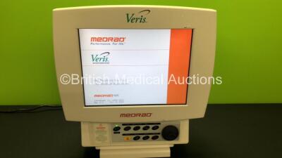 Medrad Veris 8600 MR Monitor (Powers Up) *050678*