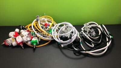 Job Lot Including 3 x Maxtec Air-Oxygen Blenders and Various Valves-Regulators with Hoses