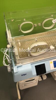 Drager Isolette 8000 Infant Incubator Version * Missing Mattress * (Powers Up) * Mfd 2010 * - 6