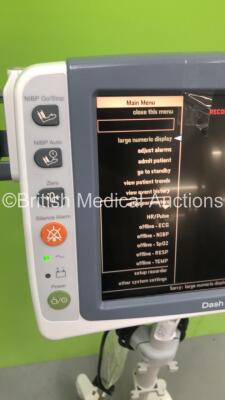 GE Dash 2500 Patient Monitor on Stand with SpO2,ECG and NIBP Options (Powers Up) * SN SCG09088073WA * * Mfd 2009 * - 3