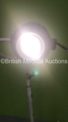 2 x Daray Patient Examination Lamps on Stands (Both Power Up) *S/N 301613 / 301614* - 5