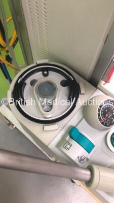 Datex-Ohmeda Aestiva/5 Anaesthesia Machine with Datex-Ohmeda 7100 Ventilator Software Version 7.1 with Bellows, Absorber and Hoses (Powers Up - Incomplete - See Pictures) - 9