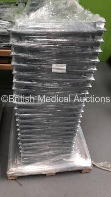 30 x Emergency Hospital Beds with Accessories (See All Pictures) - 3