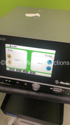 Medtronic Peak PlasmaBlade Electrosurgical/Generator Ref PS100-102 Version 4.1 on Stand (Powers Up) * SN 12C20695 * * Mfd June 2012 * - 3