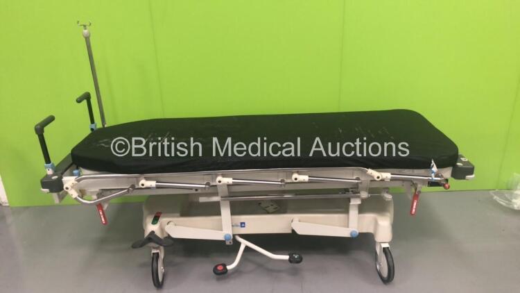 Huntleigh Lifeguard Patient Trolley with Mattress (Hydraulics Tested Working)