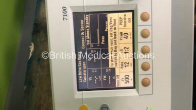 Datex-Ohmeda Aestiva/5 Anaesthesia Machine with Datex-Ohmeda 7100 Ventilator Software Version 1.4 with Bellows and Absorber (Powers Up) *S/N AMVP00201* - 7