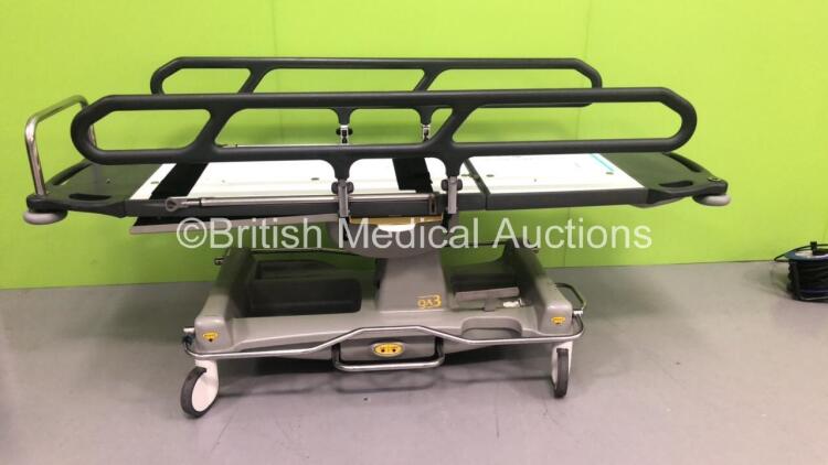 Anetic Aid QA3 Hydraulic Patient Trolley (Hydraulics Tested Working) * SN 21110 *