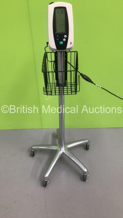 Welch Allyn Spot Vital Signs Monitor on Stand (Powers Up) * SN 200203616 *