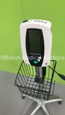 Welch Allyn Spot Vital Signs Monitor on Stand (Powers Up) * SN 200203616 * - 3