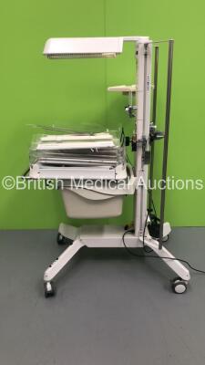 Fisher & Paykel CosyCot Neopuff Infant Resuscitaire with Hoses and Spare Trims (Powers Up) *SN 090227000328 * *H*