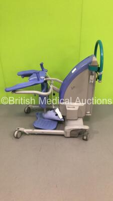 Arjo Sara Plus Electric Patient Hoist (Unable to Test Due to No Battery) * SN PN1104G234 * *G*