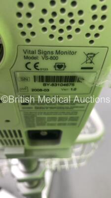 1 x Philips Avalon FM20 Fetal Monitor on Stand (Powers Up - Missing Printer Cover - See Pictures) and 1 x Mindray VS-800 Vital Signs Monitor on Stand (No Power - Missing Top Light Cover - See Pictures) *S/N DE53001837 / BY-83104675* - 9