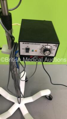 XLTEK Photic Stimulator on Stand (Powers Up) * SN FLU60E019A * - 4