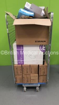 Cage of Mixed Consumables Including Medicina ENFit ENteral Syringes and BD Plastipak 50ml BD Luer-Lock Syringes (Cage Not Included)