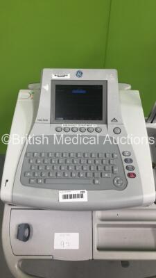 GE MAC 3500 ECG Machine on Stand (Powers Up) - 2