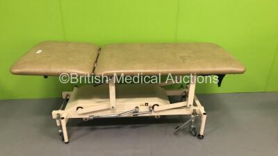 Huntleigh Nesbit Evans Hydraulic Patient Examination Couch (Hydraulics Tested Working)