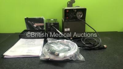 Pneupac compPAC 200 Portable Transport Ventilator with 1 x Pneupac Model PS11 Battery Pack, 1 x User Manual and Accessories (Untested Due to Possible Flat Battery and Missing Charging Cable)