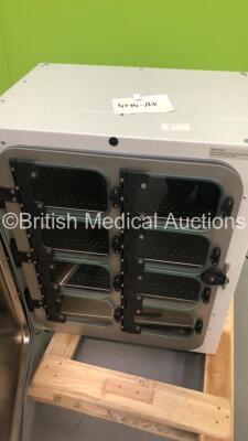 New Brunswick Galaxy 170 R Incubator (Powers Up) *S/N 53225* - 3