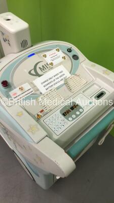 Shimadzu Mobile Art Evolution Mobile X-Ray System (Powers Up with Key - Key Included) *S/N 0162S90704* **Mfd 09/2009* - 5