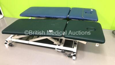 2 x Knight Imaging Hydraulic Patient Examination Couches (Hydraulics Tested Working-Wheels Missing on 1 x Couch)
