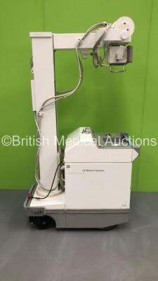 GE AMX 4 Plus - IEC Mobile X-Ray Model No 2275938 (Powers Up with Key - Key Included) *S/N 971169WK8* **Mfd 03/2002**