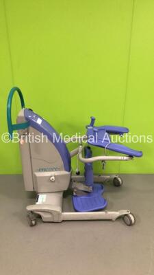 Arjo Encore Electric Patient Standing Hoist (Unable to Test Due to No Controller or Battery-Power Switch Missing)