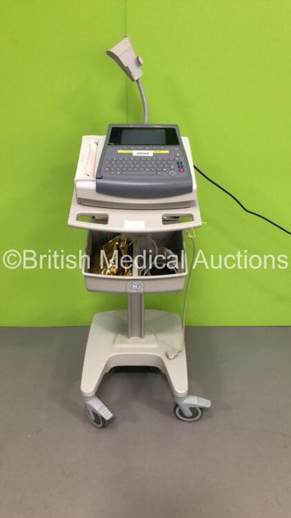 GE MAC 1600 ECG Machine on Stand with 1 x 10-Lead ECG Lead (Powers Up) * SN SDE14050068NA * * Mfd 2014 *