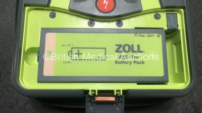 Zoll AED PRO Defibrillator with 1 x Zoll AED Pro Battery Pack (Powers Up) *SN AA07L008418* - 3