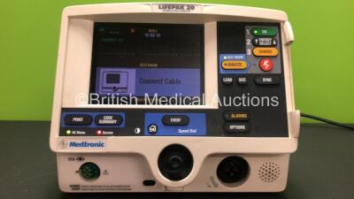 Lifepak 20 Defibrillator / Monitor *Mfd 2002* Including ECG and Printer Options (Powers Up with Service Light) - 2