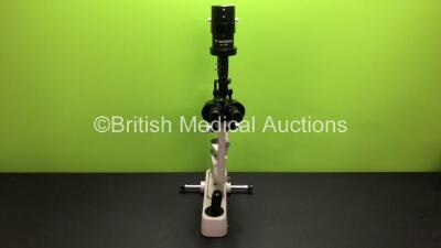 Magnon SL-250 Slit Lamp with 2 x 10x Eyepieces *12576*