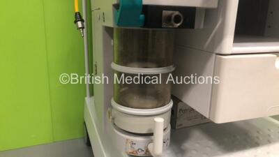 Datex-Ohmeda Aestiva/5 Anaesthesia Machine *Software Version - 4.5 PSVpro* with Absorber, Bellows and Hoses (Powers Up) *GL* - 4