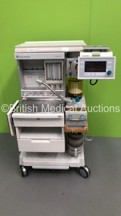 Datex-Ohmeda Aestiva/5 Anaesthesia Machine with Datex-Ohmeda Aestiva SmartVent Software Version 3.5 with Bellows, Absorber and Hoses (Powers Up) (W)