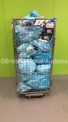 Mixed Cage of Consumables Including Intersurgical i-gel Supraglottic Airways,ProAct Pro-Breathe Endotracheal Tubes and Sonic 200 Examination Gloves (Cage Not Included)
