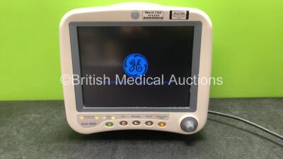 GE Dash 4000 Patient Monitor Including ECG, CO2, NBP, BP1, BP2, SpO2, Temp/CO with 2 x SM 201-6 Battery (Powers Up) *GL*