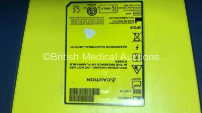 4 x Cardiac Science Powerheart AED G3 Automated External Defibrillators (All Power Up with 3 x Service Lights and 1 x Faulty Display) and 2 x Cardiac Science AED Trainers (1 x No Power and Damaged Cover - See Photos) - 8