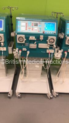 4 x Gambro AK 200 Ultra S Dialysis Machines with Hoses (All Power Up) * SN 25576 / 20891 / 109788 / 25573* - 4