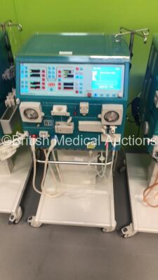 4 x Gambro AK 200 Ultra S Dialysis Machines with Hoses (All Power Up) * SN 25772 / 25657 / 25574 / 25570 * - 3