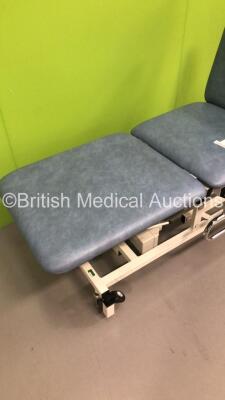 Huntleigh 3-Way Patient Examination Couch (Unable to Test Due to Cut Power Supply) - 4