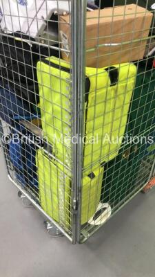 Mixed Cage Including Ambulance Bags, Mangar AirFlo Pumps and Cushions (Cage Not Included) - 6