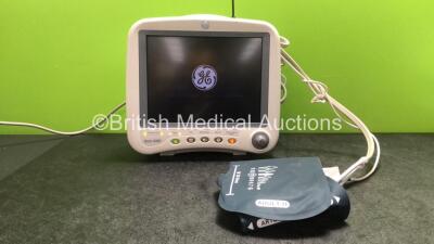 GE Dash 4000 Patient Monitor Including ECG, CO2, NBP, BP1, BP2, SpO2, Temp/CO Options with 1 SpO2 Lead, 1 x SpO2 Finger Sensor, 1 x BP Hose, 1 x BP Cuff and 2 x SM 201 Batteries (Powers Up) *SN SBG05411758GA*