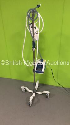 Fisher & Paykel Airvo 2 Humidifier on Stand with Hoses (Powers Up) * SN 150309012148 * * Mfd 2015 *