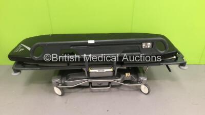 Anetic Aid QA3 Hydraulic Patient Examination Couch with Mattress (Hydraulics Tested Working - Damage to Mattress - See Pictures)