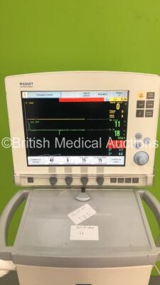 Maquet Servo-i Ventilator Model No 06487800 System Version 8.0 System Software Version 8.00.01 / Total Operating Hours 3816 with Hoses (Powers Up) - 9