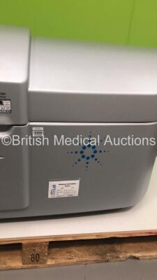 Agilent Technologies DNA Microarray Scanner with High Resolution Technology (Powers Up) *S/N 151615* **Pallet** ***FM-21-436*** - 3