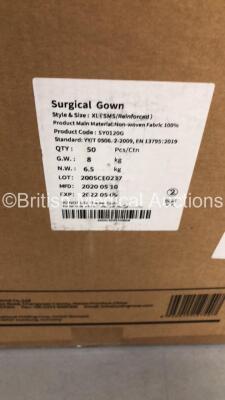 200 x YADU Medical Surgical Gowns Reinforced X Large (4 x Boxes of 50) * Stock Photo Taken * - 2